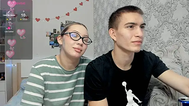 Snapshot of gretty_love chatting on October 2025 10:28:02 AM gretty love online show from October 2025 10:28:02 AM