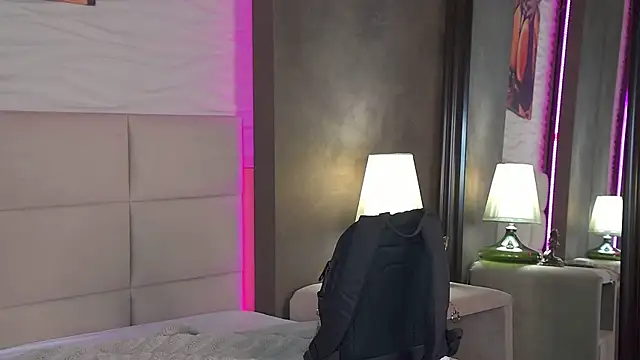 AriWild online show from September 2025 04:14:02 AM