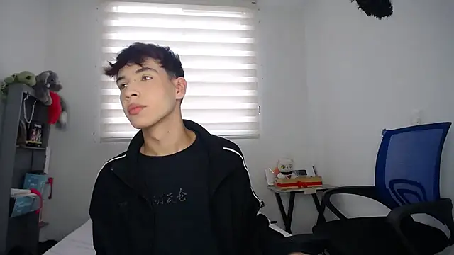 lucky stricke online show from September 2025 08:55:02 PM