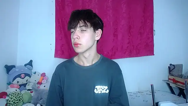 lucky stricke online show from November 2025 04:00:01 AM