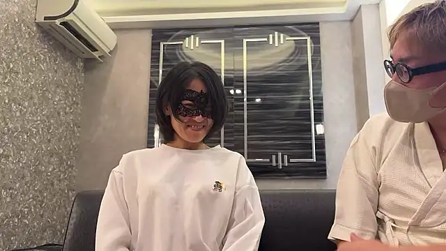 Snapshot of 21yuri27 chatting on October 2025 02:02:01 PM 21yuri27 online show from October 2025 02:02:01 PM