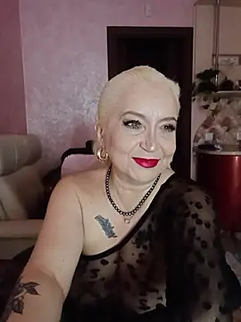 SquirtMilf00 online show from September 2025 01:31:02 AM