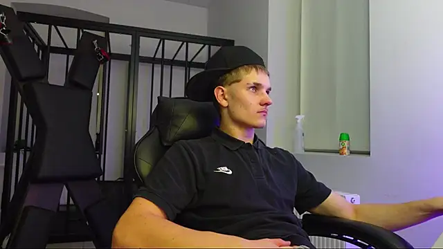 Mark Karson online show from October 2025 07:14:01 PM