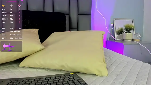 Snapshot of _jasmine_blush chatting on September 2025 01:33:02 PM jasmine blush online show from September 2025 01:33:02 PM