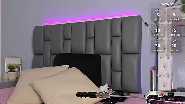 Snapshot of _jasmine_blush chatting on October 2025 01:44:01 PM jasmine blush online show from October 2025 01:44:01 PM