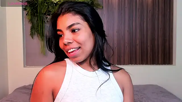 Dakotaferreti online show from September 2025 08:56:02 PM