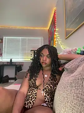 XKimmyGreen online show from July 2026 02:03:02 AM