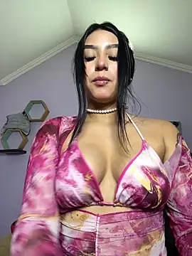 Snapshot of Luna-Smitt chatting on September 2025 11:33:02 AM Luna-Smitt online show from September 2025 11:33:02 AM