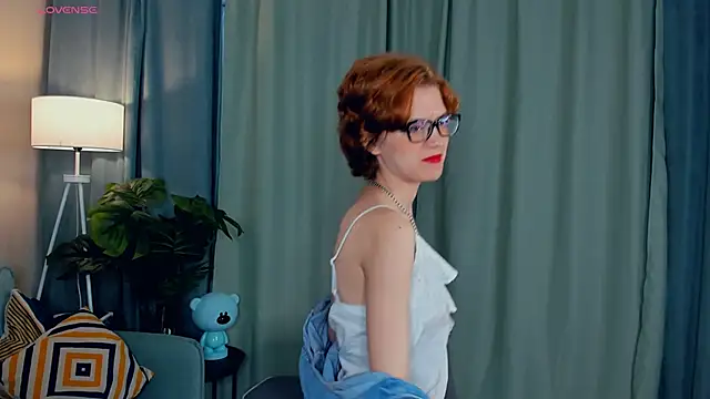 EdlinGathright online show from September 2025 03:54:01 AM