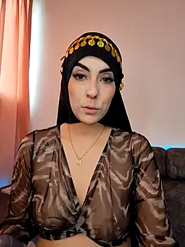 Snapshot of aisha_samiri chatting on September 2025 07:25:01 PM aisha samiri online show from September 2025 07:25:01 PM