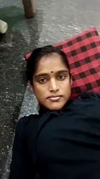 Guriya0076 online show from September 2025 04:21:01 PM