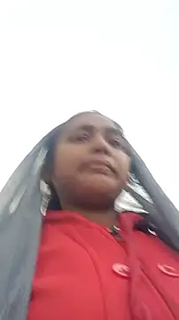 Guriya0076 online show from December 2025 01:33:01 AM