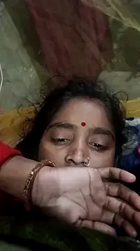 Guriya0076 online show from December 2025 10:39:02 PM