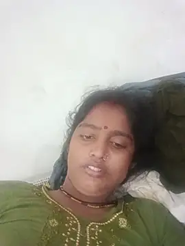 Guriya0076 online show from June 2026 11:18:02 PM