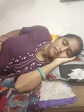 Guriya0076 online show from July 2026 11:40:01 AM