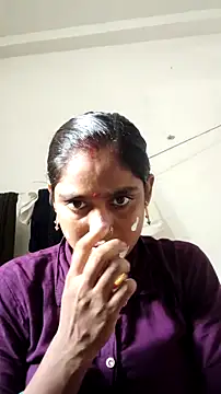 Guriya0076 online show from July 2026 04:37:01 AM