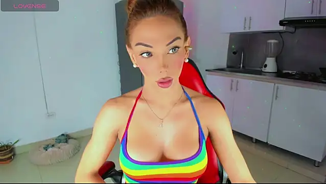 Snapshot of alexandra_cute chatting on May 2026 02:44:02 PM alexandra cute online show from May 2026 02:44:02 PM