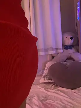 TayllorSweet  online show from March 2026 12:28:02 AM