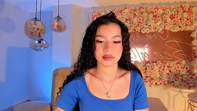 SophieHouston  online show from October 2025 03:57:01 AM