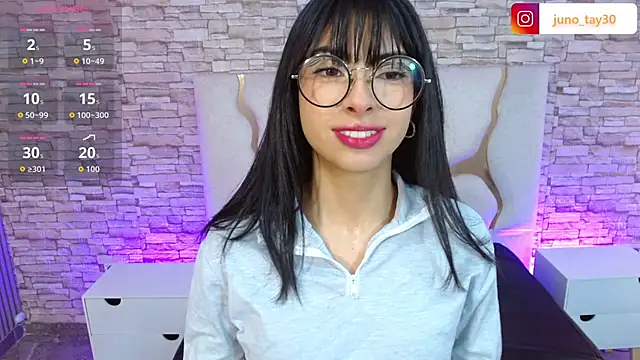 juno tay online show from November 2025 11:42:02 AM