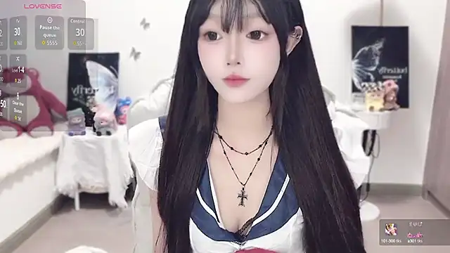 Snapshot of -EEBABY chatting on October 2025 10:31:01 PM -EEBABY online show from October 2025 10:31:01 PM