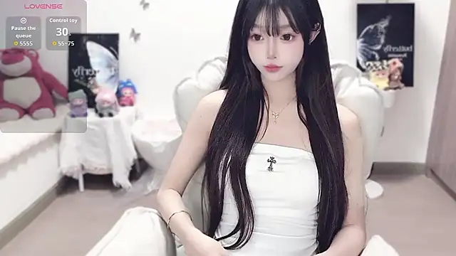 Snapshot of -EEBABY chatting on October 2025 10:21:02 PM -EEBABY online show from October 2025 10:21:02 PM