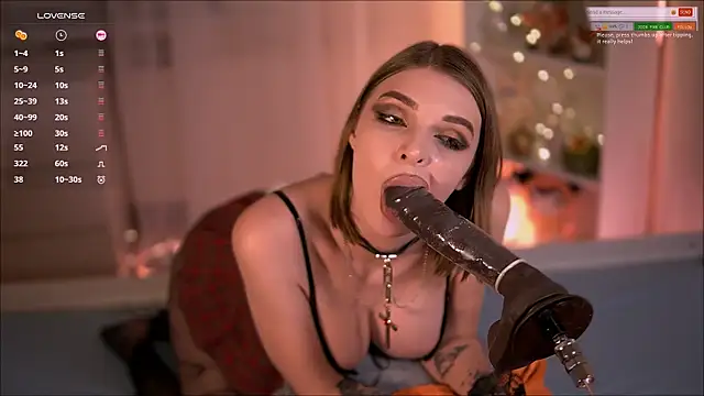 l0lidream  online show from October 2025 05:36:01 PM