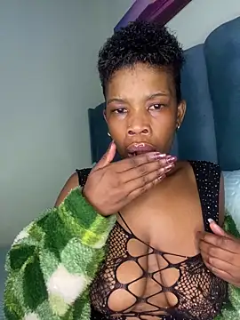 Caramel Mellow online show from December 2025 01:35:02 AM