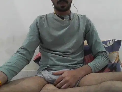 Cuteeeboy23 online show from November 2025 07:47:02 PM