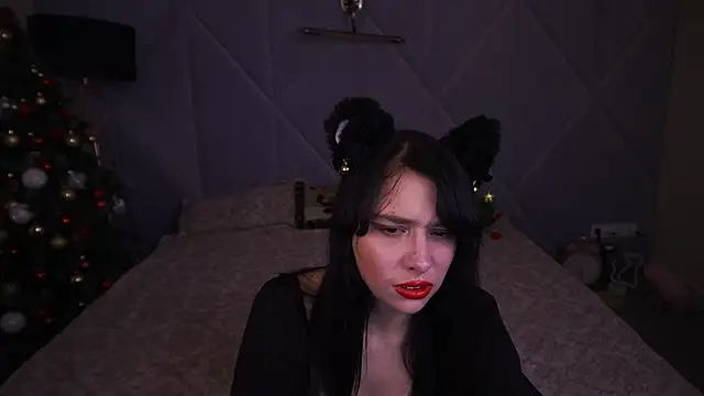 LiviaShy online show from December 2025 01:40:01 PM