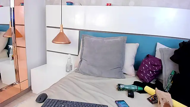 Ashkoreh online show from January 2026 06:34:02 PM