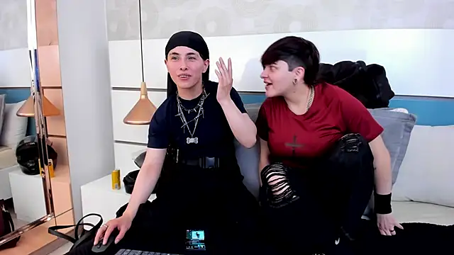 Ashkoreh online show from April 2026 07:18:01 PM