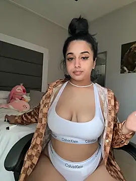 LilMisIndianx online show from February 2026 02:26:02 PM