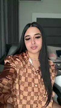 LilMisIndianx online show from April 2026 07:45:01 AM