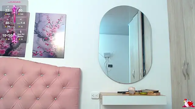 pinky f00x online show from December 2025 09:30:01 PM