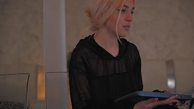 Snapshot of daisyblushh chatting on February 2026 03:11:01 PM daisyblushh online show from February 2026 03:11:01 PM