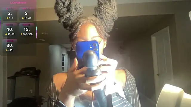 maskedgirl5005 online show from September 2025 08:12:02 PM