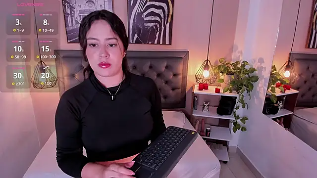 Snapshot of aisha_duque chatting on October 2025 07:44:02 PM aisha duque online show from October 2025 07:44:02 PM