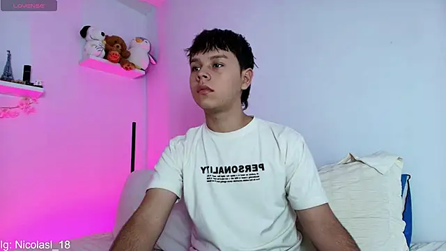 nico leroy online show from March 2026 05:37:02 PM