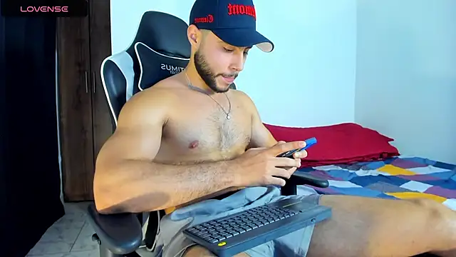 bryan mugn online show from October 2025 02:17:01 AM