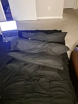 Snapshot of Thickkemzz41 chatting on October 2025 11:59:01 PM Thickkemzz41 online show from October 2025 11:59:01 PM