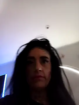 Snapshot of Tannedtattooed69 chatting on May 2026 01:01:02 AM Tannedtattooed69 online show from May 2026 01:01:02 AM