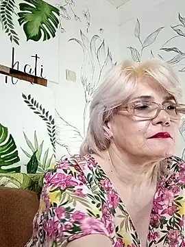 Catty Lady online show from June 2026 08:14:02 PM
