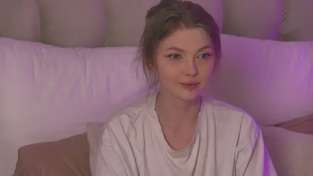 miamunn online show from April 2026 07:48:01 PM