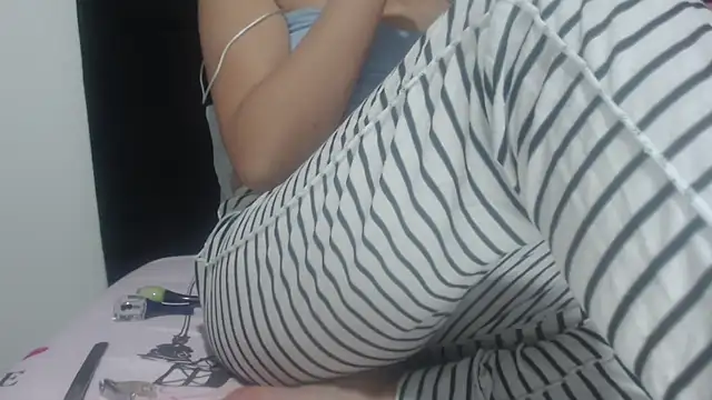 sabrina v  online show from April 2026 03:52:01 AM