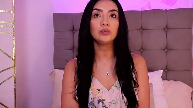 Snapshot of ana_riveros chatting on July 2026 01:47:02 PM ana riveros online show from July 2026 01:47:02 PM
