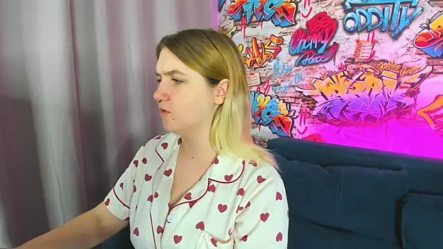 Snapshot of Julia_Jips chatting on September 2025 12:10:01 AM Julia Jips online show from September 2025 12:10:01 AM