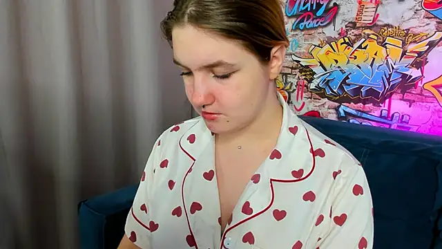 Snapshot of Julia_Jips chatting on September 2025 12:04:01 AM Julia Jips online show from September 2025 12:04:01 AM