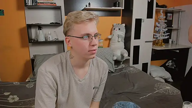 SammySccott online show from December 2025 07:59:02 AM