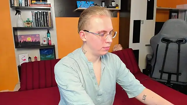 SammySccott online show from April 2026 05:58:02 AM